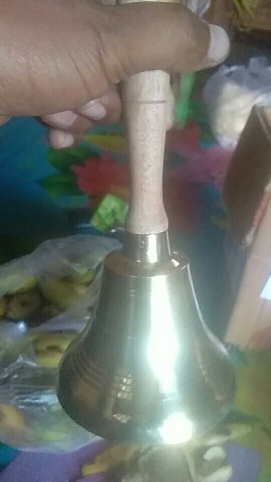 Bel Lonceng Es Tangkai Kayu Besar Mewah