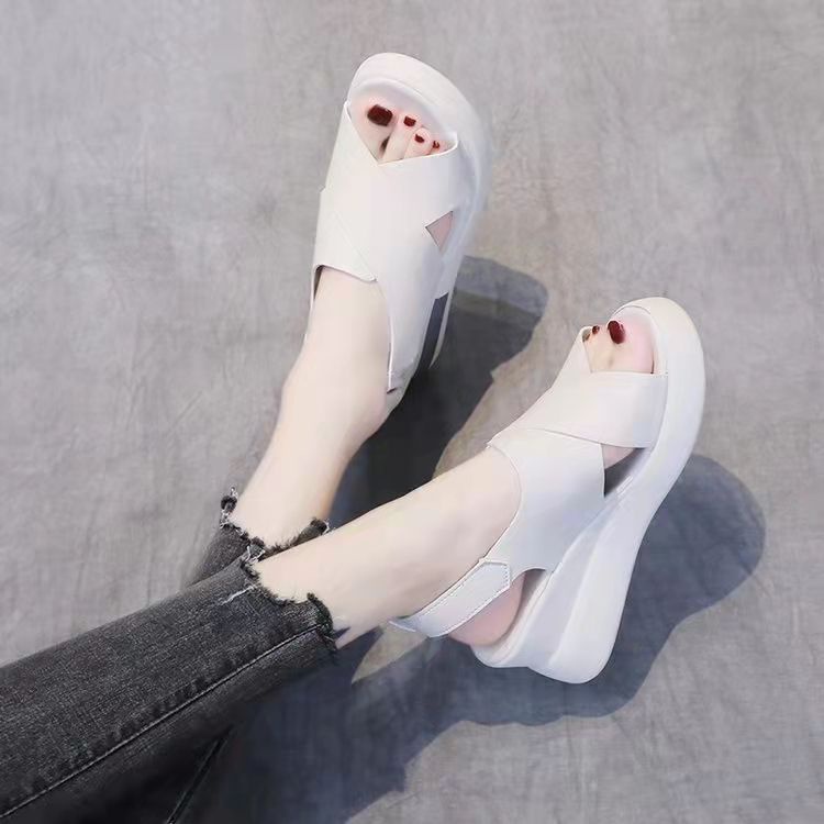 Free BOX Sandal Wanita Wedges Korean Style Elegant Sandal Cewek Hak Tinggi Model Kekinian Sandal Perempuan Fashionable NS15077