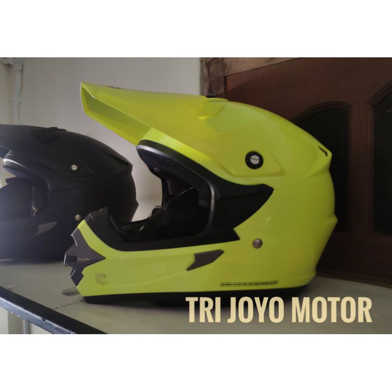 Helm motocross AHRS Cargloss