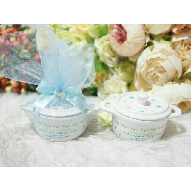 

Hampers/souvenir baby 1 month, B'day cbowl sendok + tille pita card