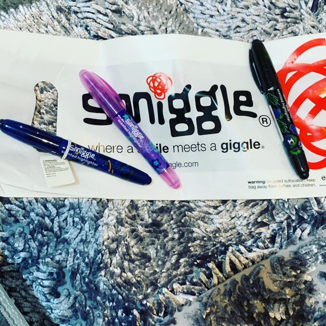 

Highlighter smiggle satuan scented