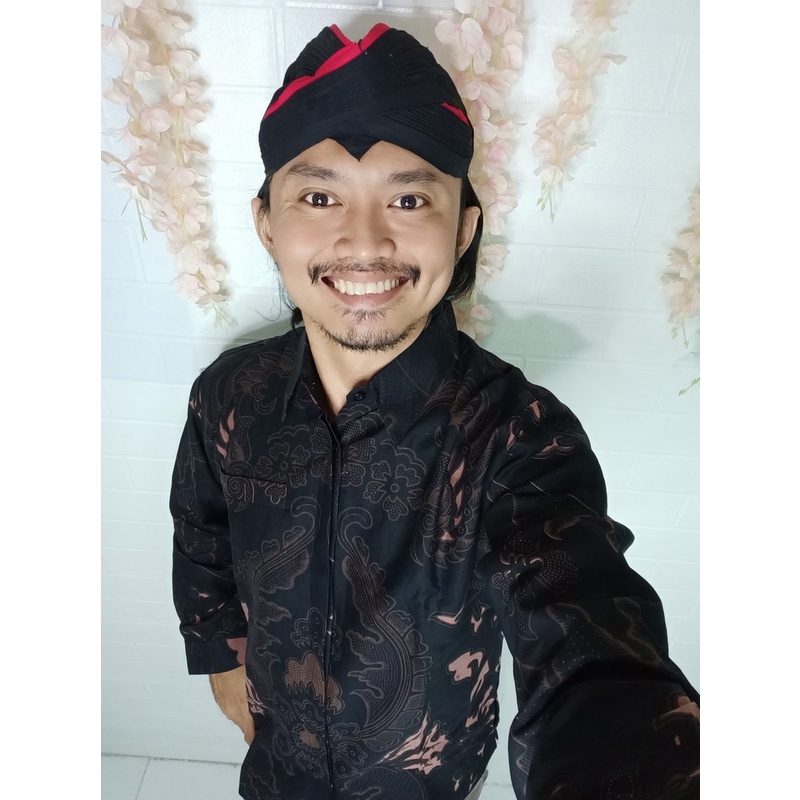 WISAKA SOGAN SM KEMEJA BATIK PRIA SOLO LENGAN PANJANG LAPIS FURING ATASAN BATIK PREMIUM MODERN BATIK SM ATASAN BATIK PREMIUM KATUN HALUS GUNARDO BIMO IJO GUNAWAN GURDO IJO NAGA ABU BINTARA BRAMANTYA WISAKA KUNING SUKET SEGORO PEKSI KUNING NARAYA IJO PEKSI