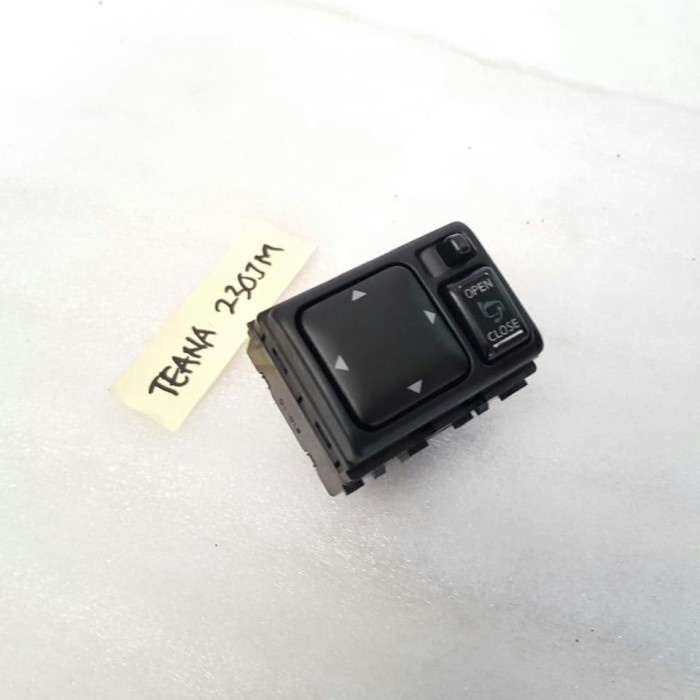 switch spion folding mirror Nissan TEANA 230JM {Part by BMW Speciall Part}