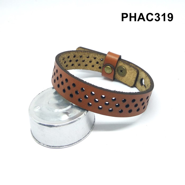 Gelang kulit asli laser cut motif bolong bracelet warna tan -PHAC319