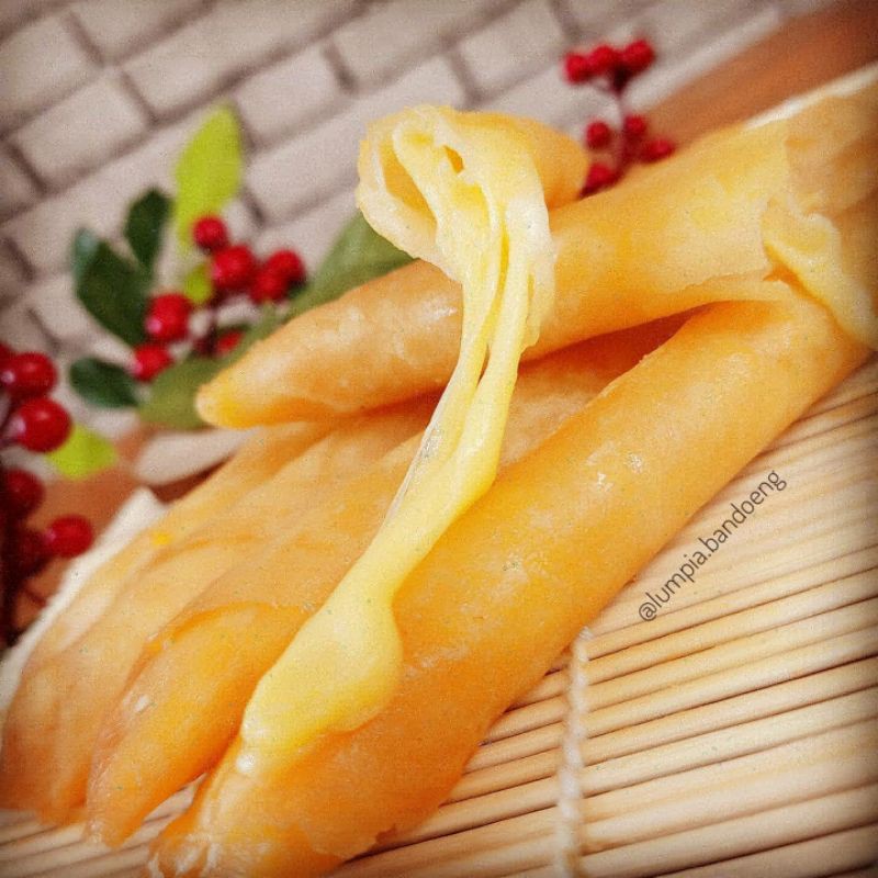 

Frozen Food LaMozza - Lumpia Mozzarella