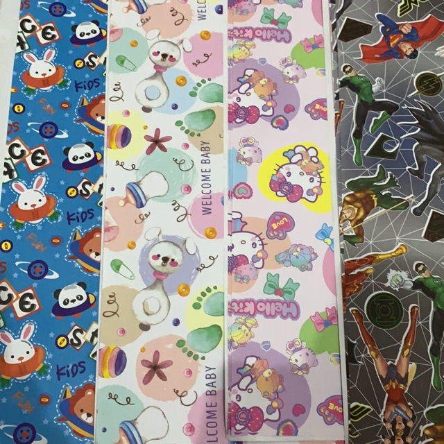 

Kertas pembungkus kado