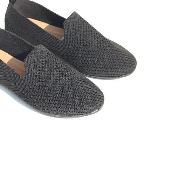 gratica flat shoes wanita - Rajut DR35