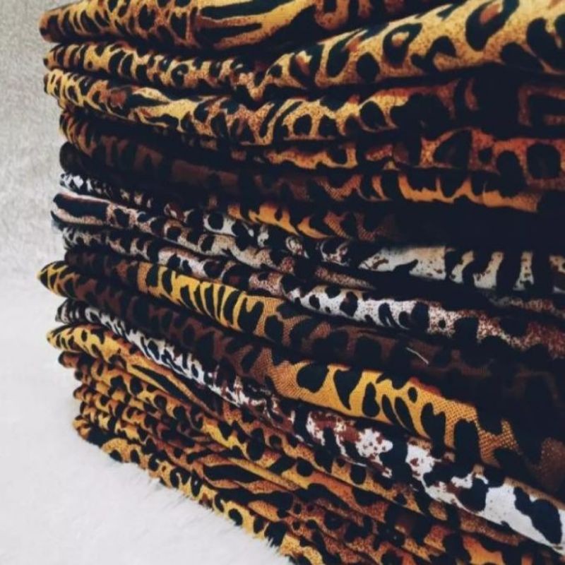 KAINBALIMOTIFLORENG/KAIN PANTAI MOTIF LORENG/MACAN