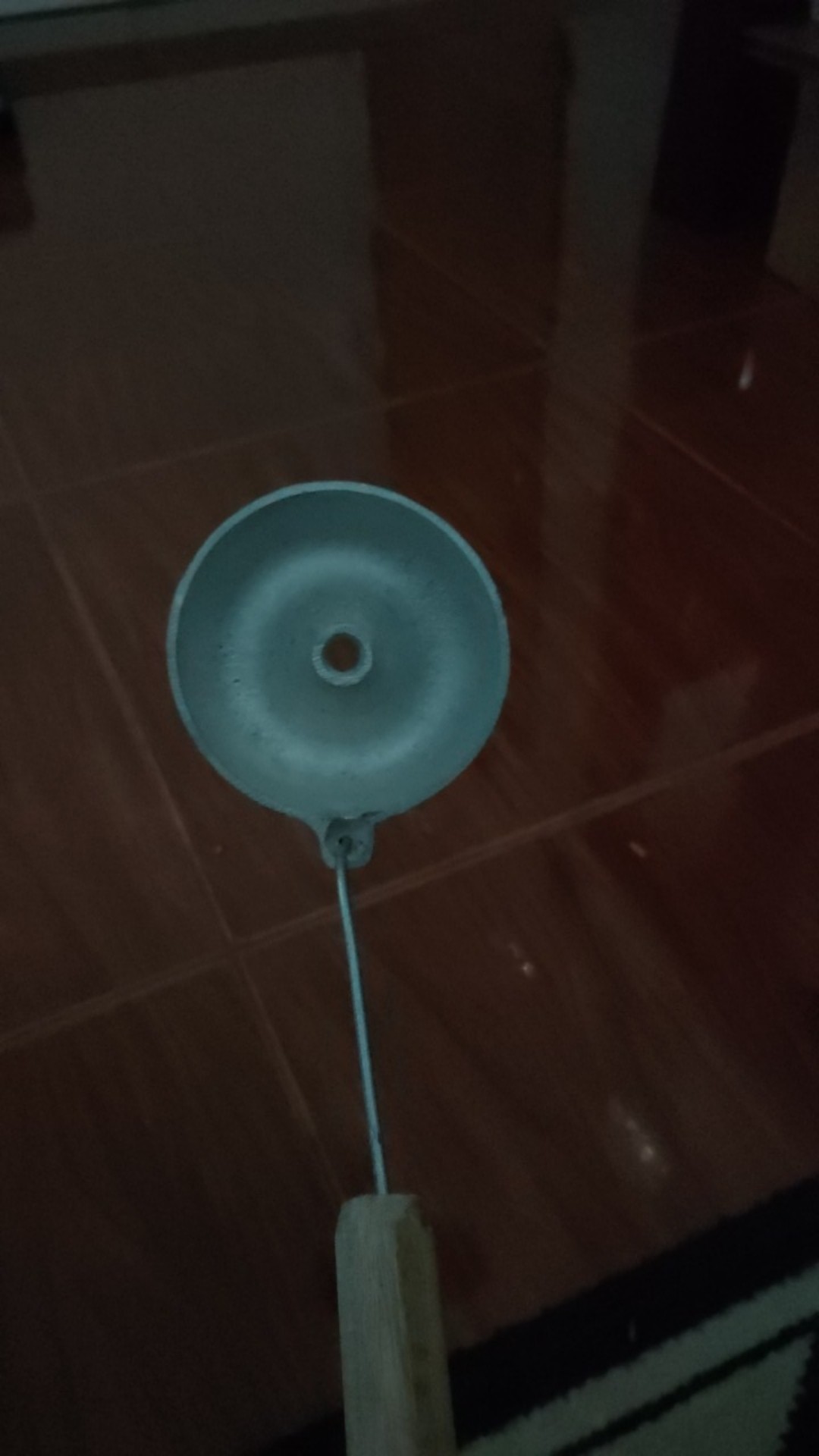 Irus Cetakan Donat Cair Cor