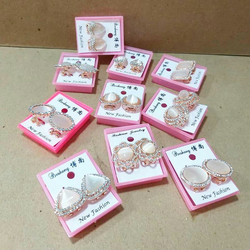 giwang / anting / giwang jepit / giwang fassion / giwang bridal