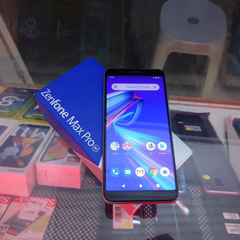 Asus zenfone max pro M1 4/64gb bekas resmi | Shopee Indonesia