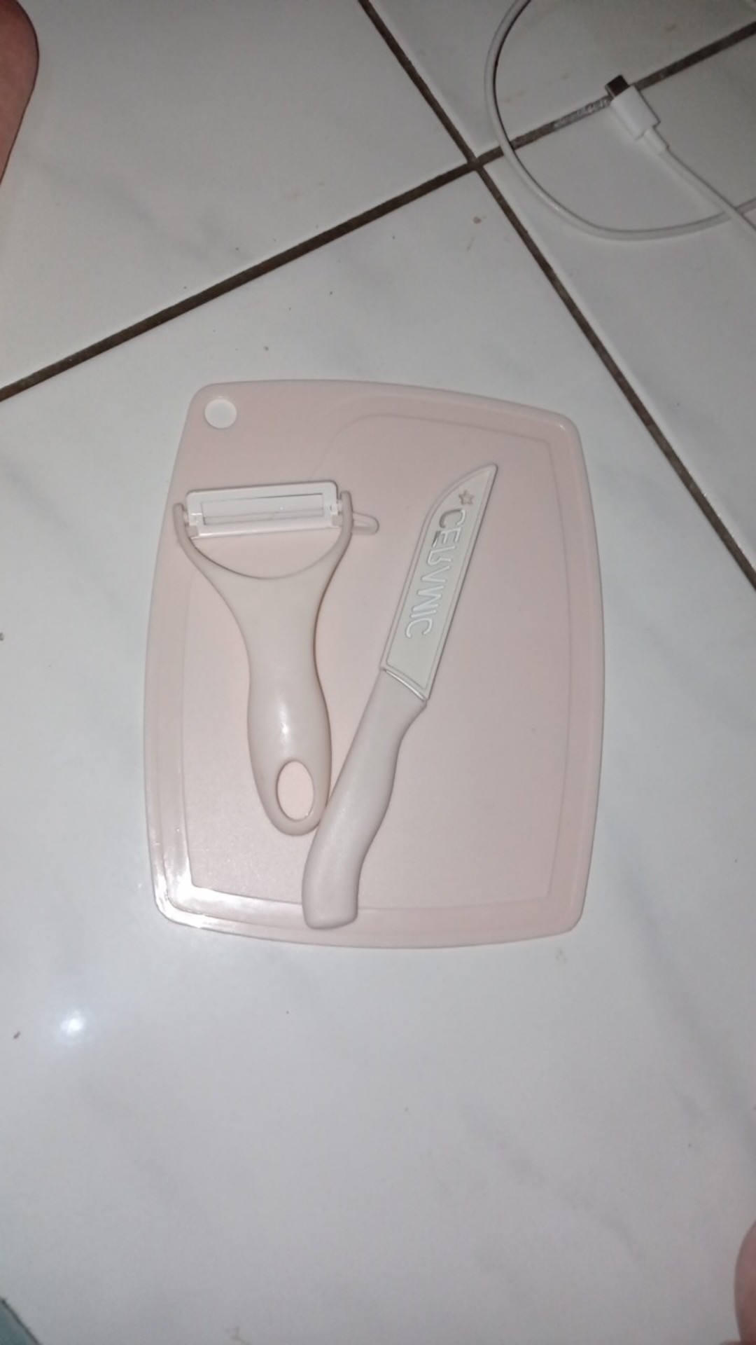 Pisau Set Keramik 3 In 1 Pisau Set / Alat Dapur / Pisau / Talenan