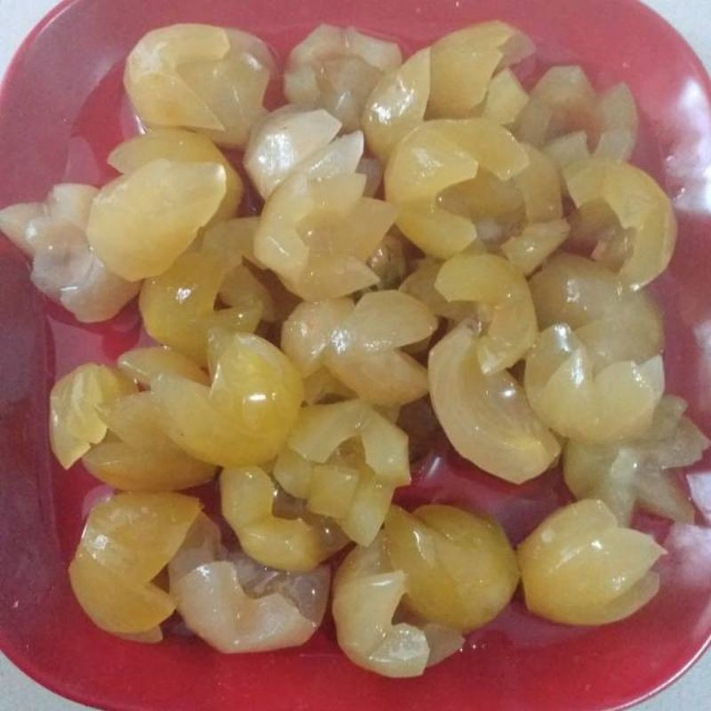

MANISAN PALA BASAH MANADO 200 gr