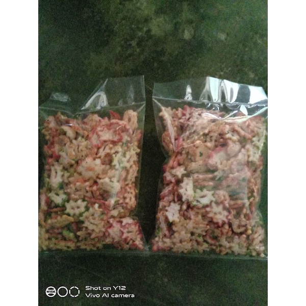 

cemilan seblak renyah dan pedas 250gr