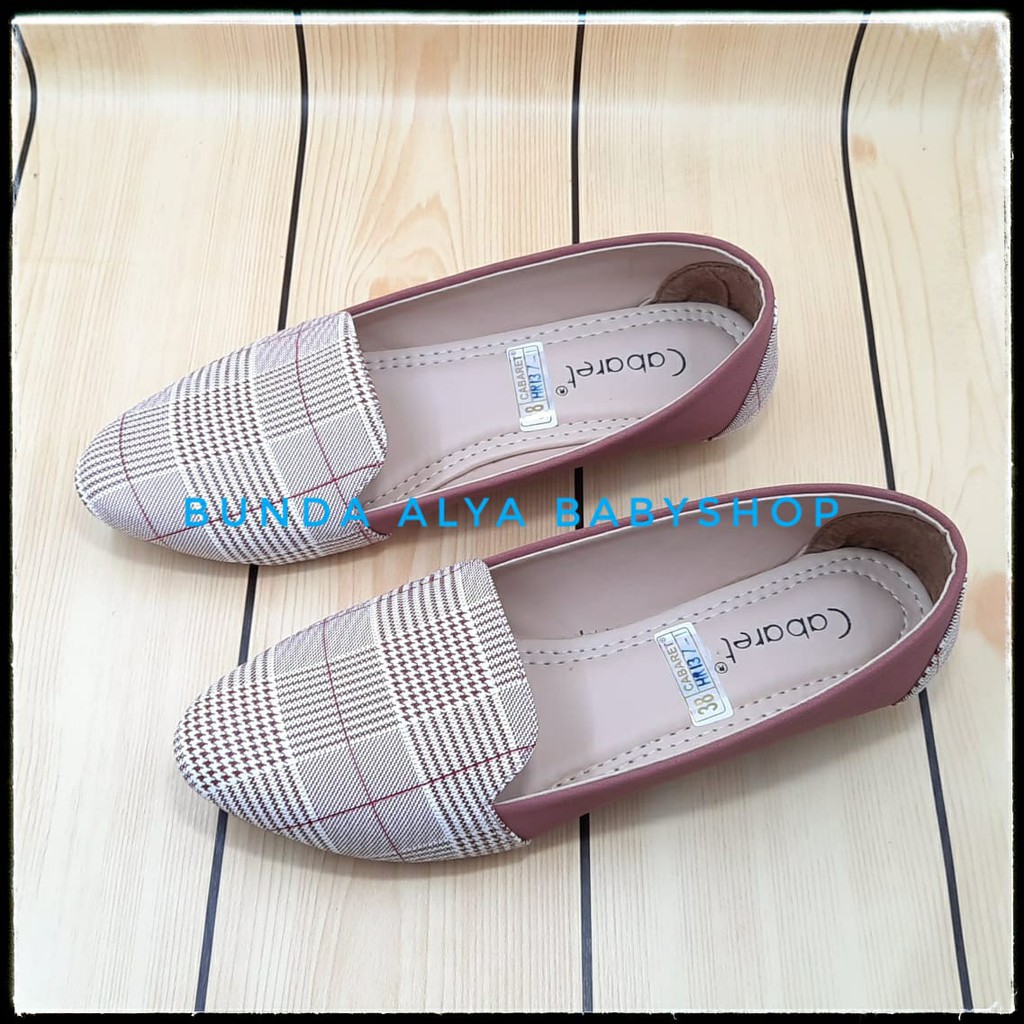 Sepatu Wanita Slipon  CABARET Flatshoes Premium SALEM Size 37 - 40  - Sepatu Sepatu Flatshoes Motif Tartan
