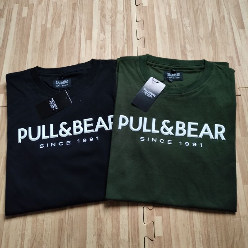 KAOS T-SHIRT PULL&amp;BEAR EMBOSS 3D FONT TIMBUL FULLTAG &amp; LEBEL ( TERBESELLER ) BANYAK VARIASI WARNA