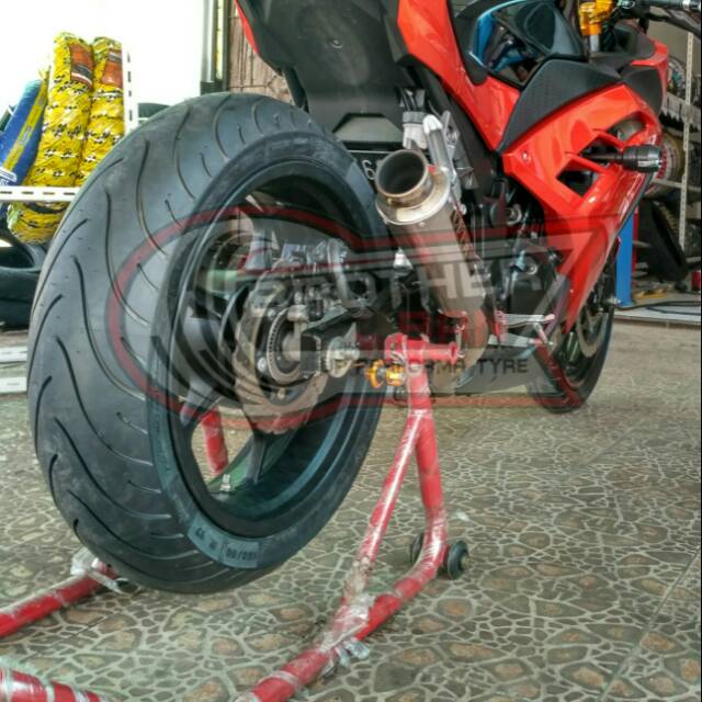 Jual Ban Michelin Pilot Street Radial 160 60 17 Indonesia Shopee Indonesia