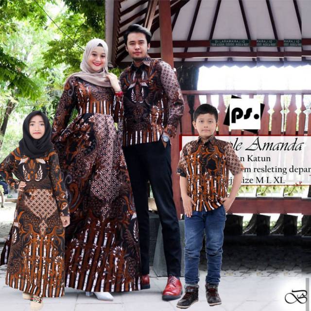 COUPLE BATIK KELUARGA KEKINIAN