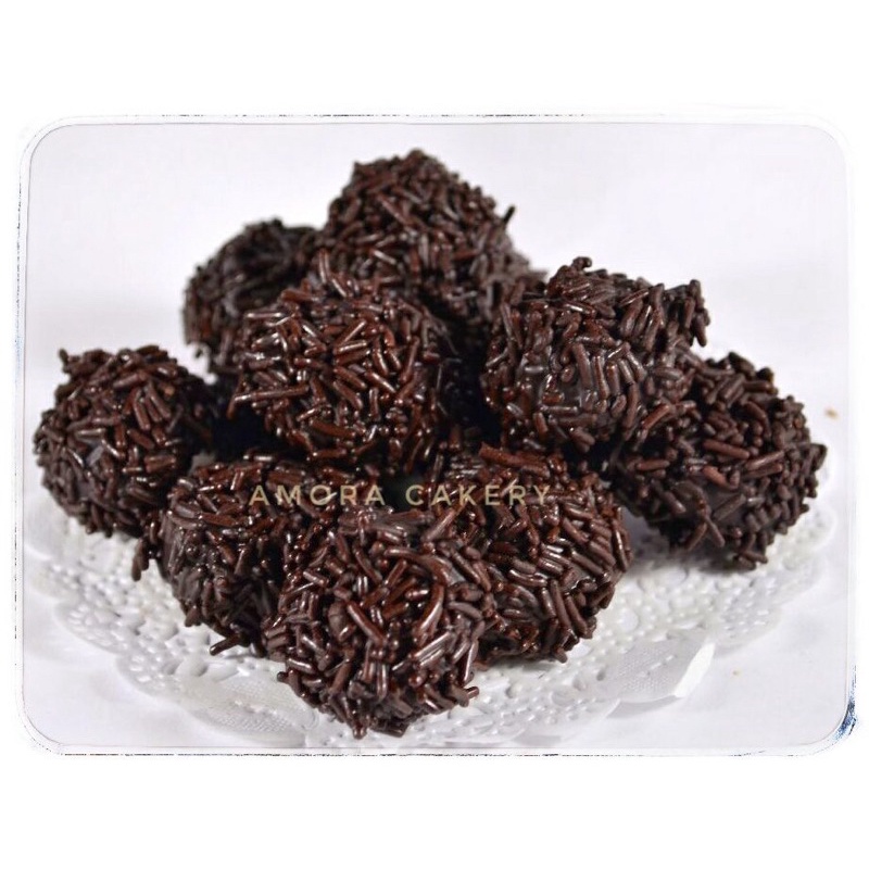 

RAMBUTAN COKELAT