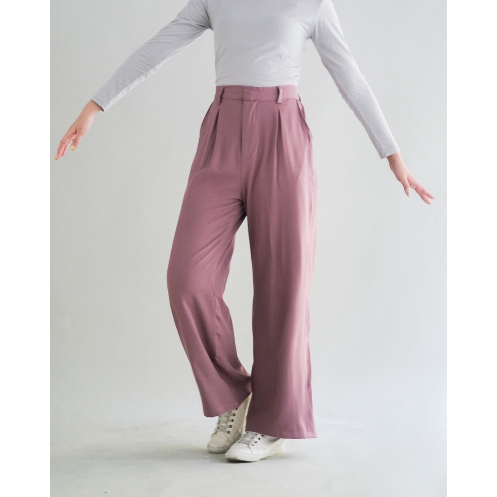 Myrubylicious EZVA CULLOTE PANTS KODE G617