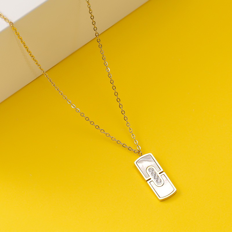 Kalung plat mata empat Titanium Korea Style Wanita Anti Karat