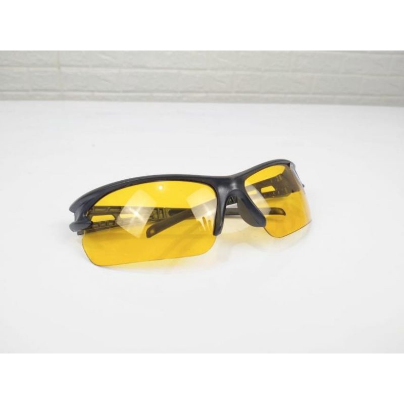 Kacamata malam night view anti silau model sporty