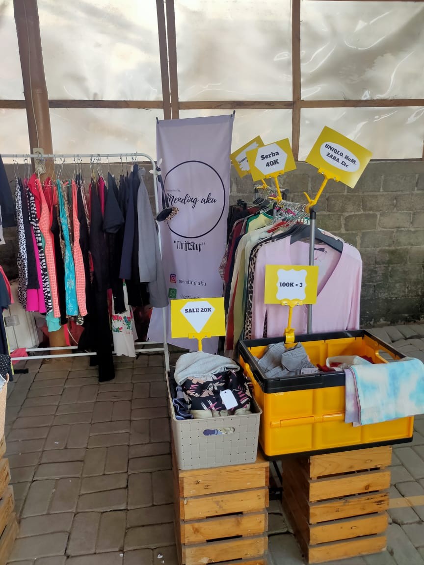 Box Container Lipat Folding Container Plastik Club