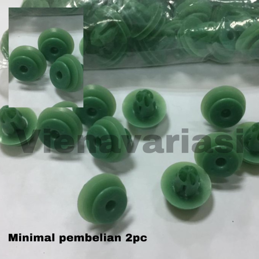 Klip Plastik Klip Door Trim Mobil Ertiga / Klip Bumper Mobil Warna Hijau