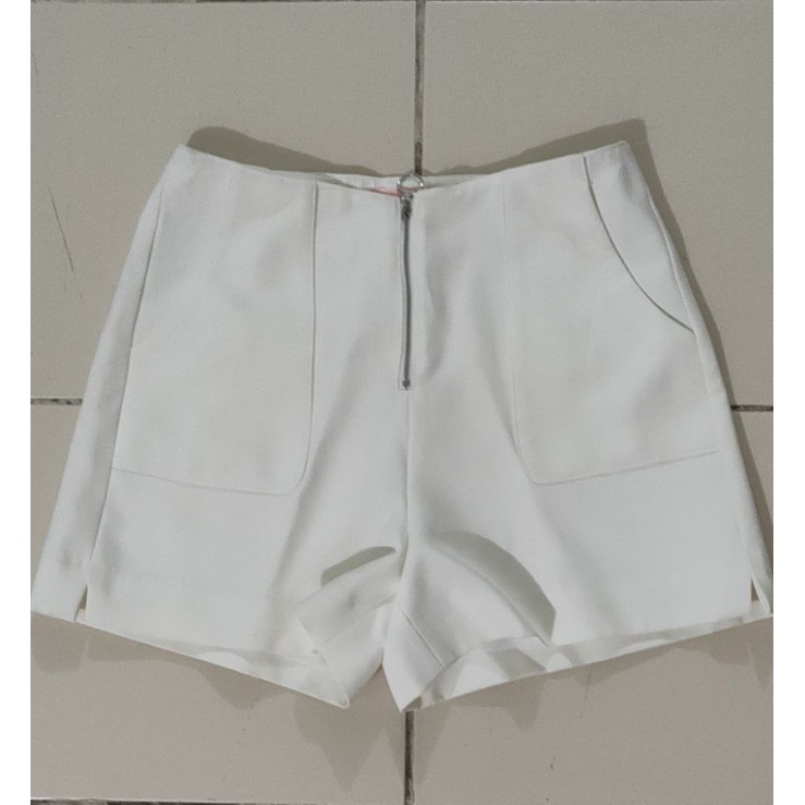 Preloved nikkou karoro hotpants celana pendek wanita