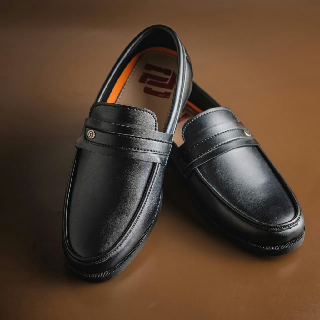 HDS X DTSDE sepatu Formal pria kasual slip on kulit pu sepatu kerja sepatu trendy terbaru