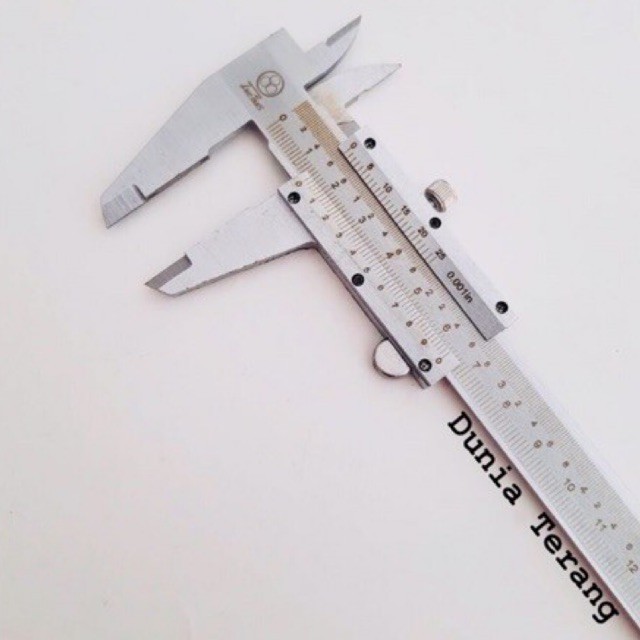 Sketmat 6 in Manual 0.02 TRIICLES Besi Kotak Kayu Vernier Caliper 15 cm Jangka Sorong Sigmat