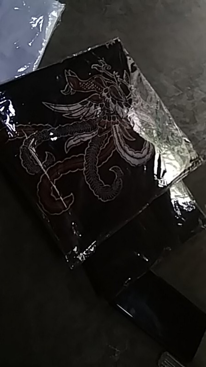 Kemeja Batik Pria Lengan Pendek  Bswart  Hrb026