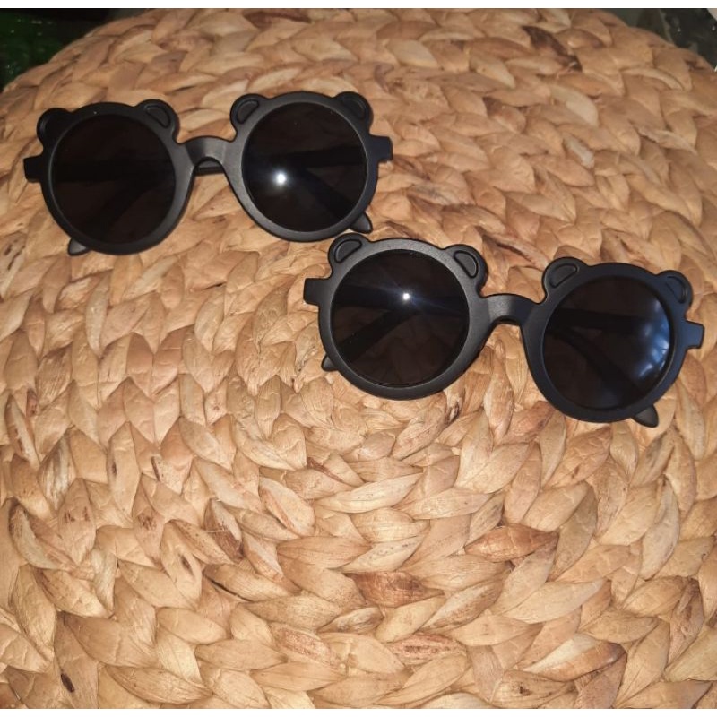 Kaca Mata Anak Bulat Hitam Telinga