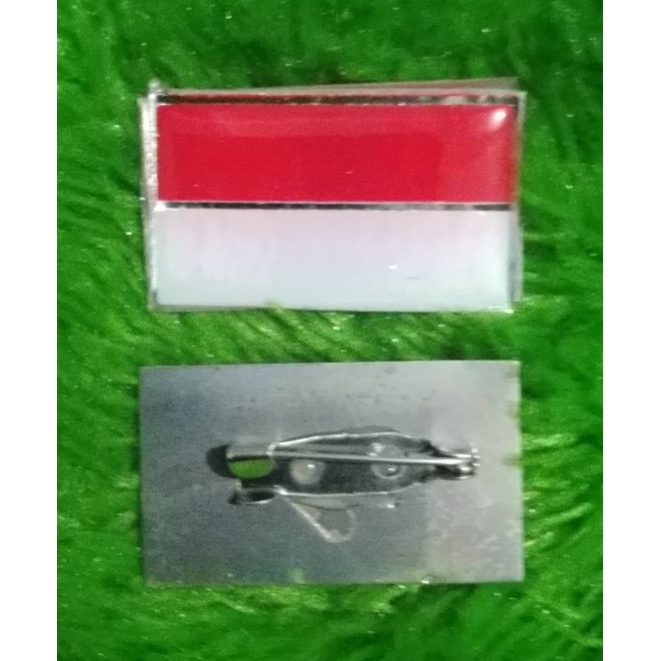 PIN MERAH PUTIH 3,2x1,9 cm