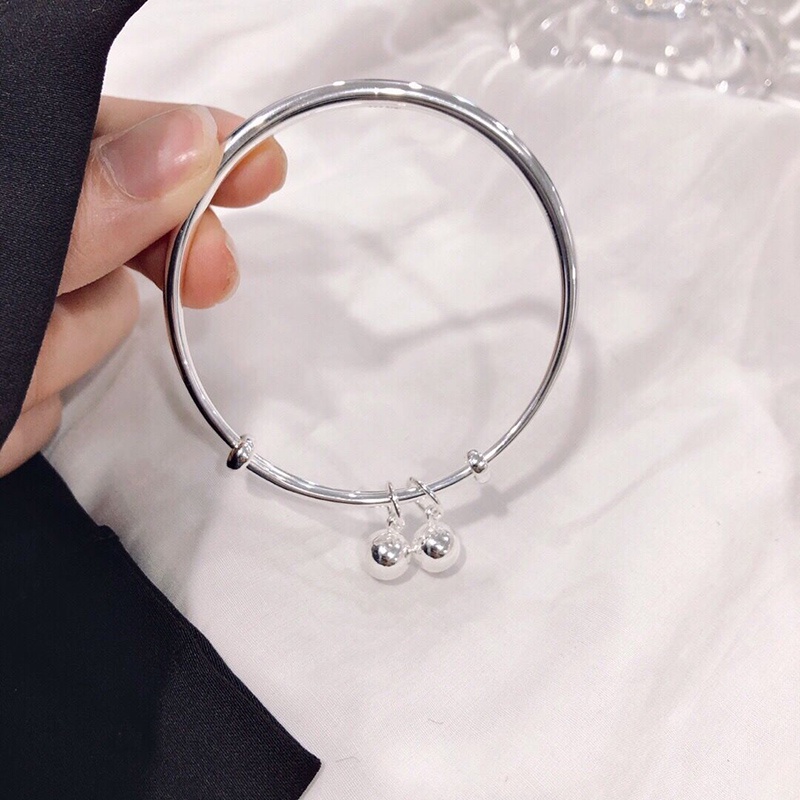 Gelang Bangle Adjustable Warna Silver Dengan Lonceng Untuk Wanita