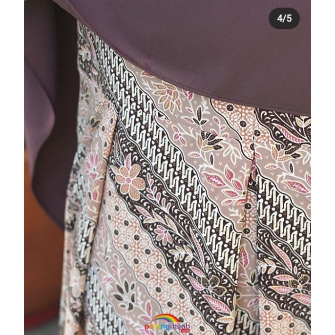 Amira batik dress Hijab Pelangi