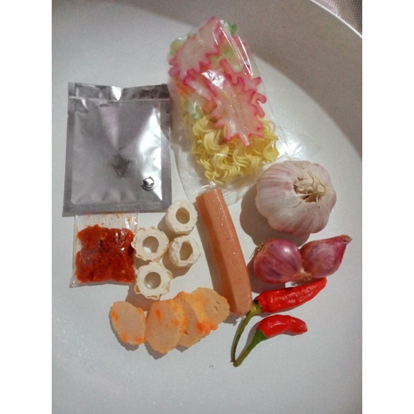 

seblak nyolot