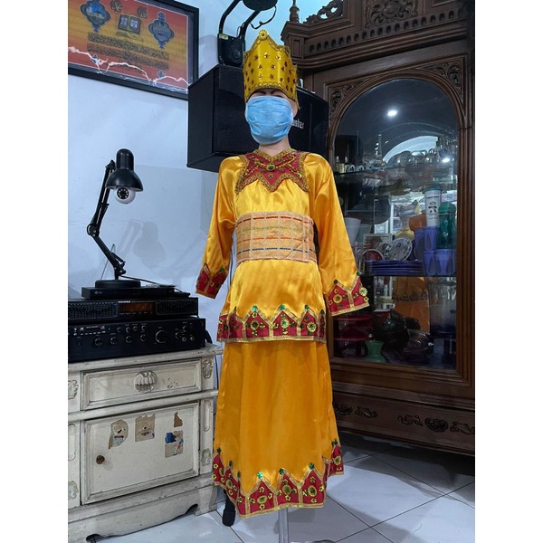 baju adat anak gorontalo cewe