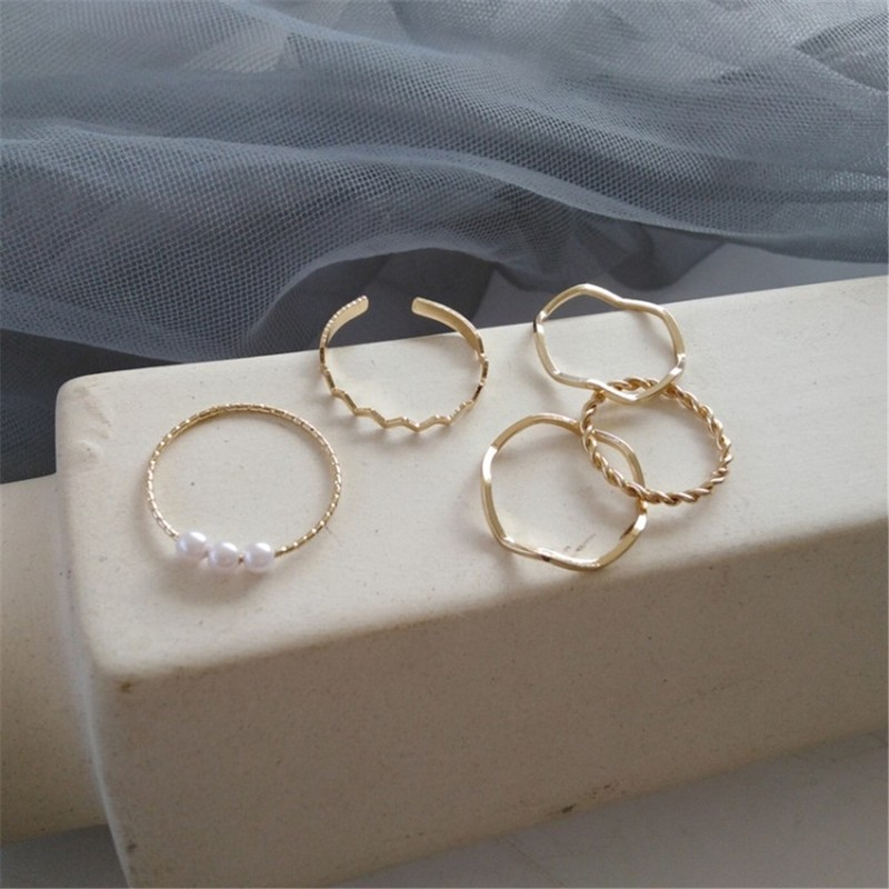 5pcs / Set Cincin Multilayer Hias Mutiara Gaya Korea Untuk Wanita