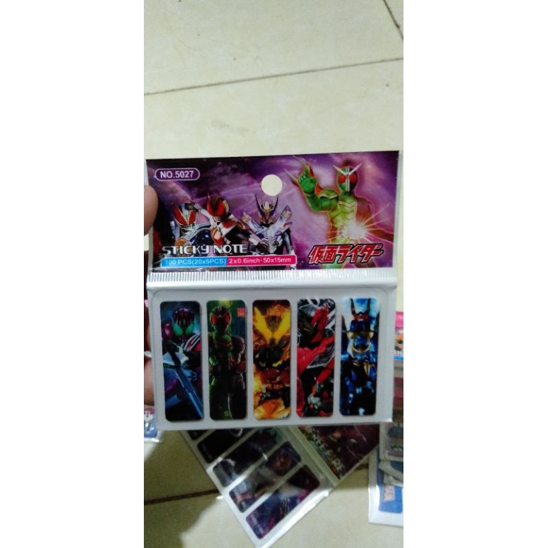 

pembatasbuku