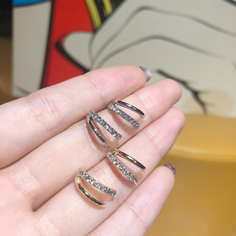 925 Sterling Silver Anting Kecil Fashion Wanita Tindik Setengah Lingkaran Berkedip Berbentuk Cshaped