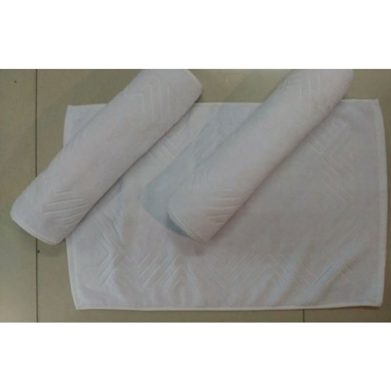 Keset Handuk Hotel Putih 40x60cm - TEBAL MERESAP