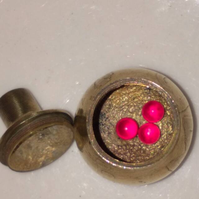 Batu Siam bulat + wadah