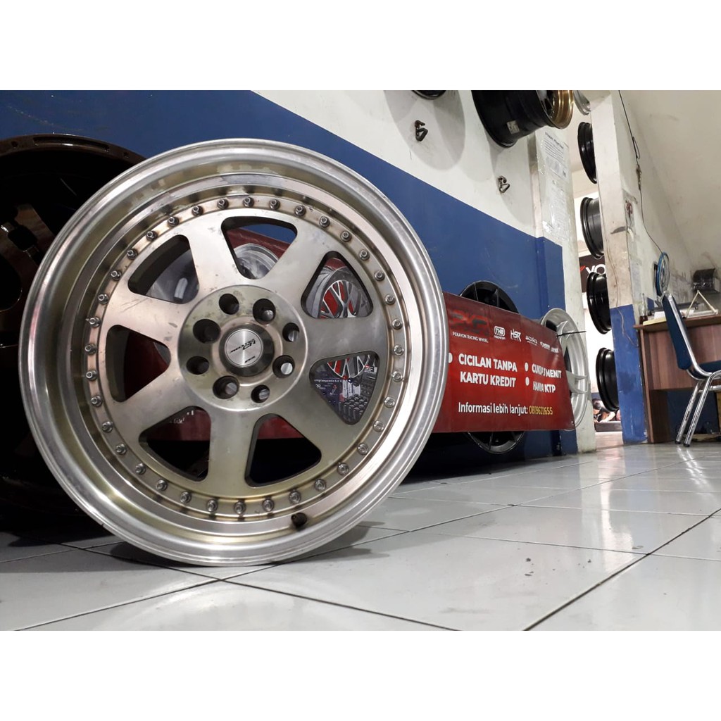 Seken Mugen Ring 17x8 pcd 4x100 4x114 seken murah