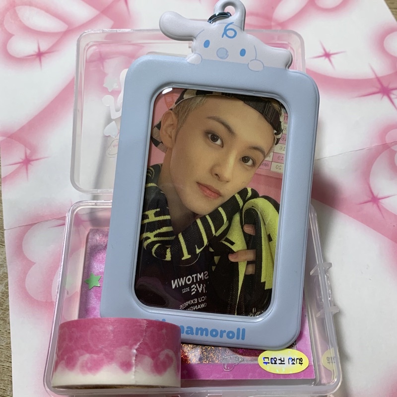

cinnamoroll photocard holder sanrio kr (pc holder only)