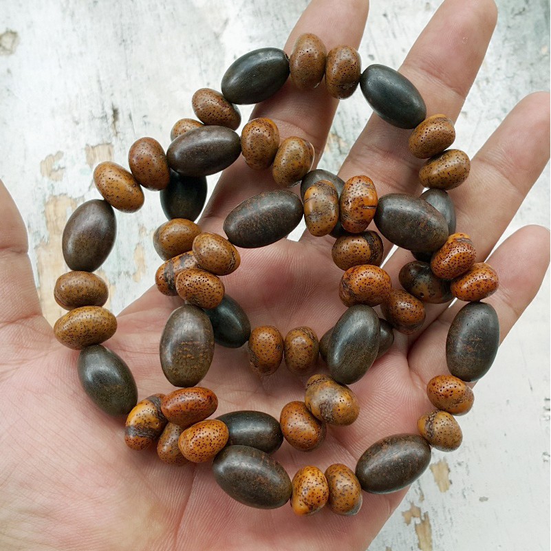 Gelang Kayu Gaharu Buaya Hitam Kombinasi Biji Rotan