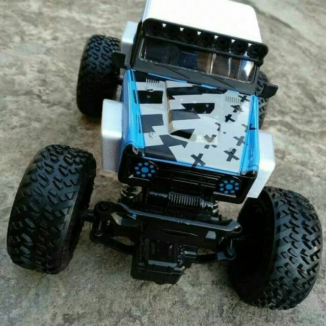 Jual mobil remot batre cas.. | Shopee Indonesia