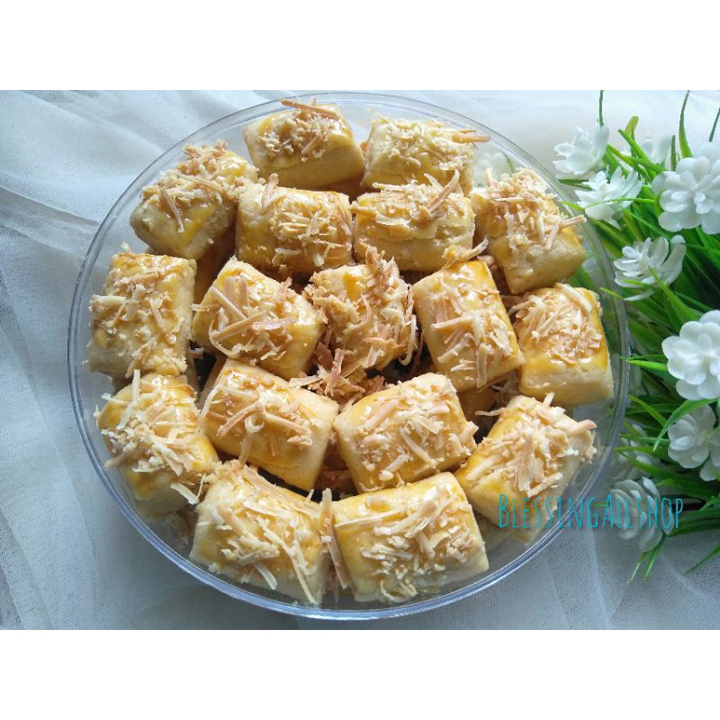 

Kastengel - Kue kering kastengel - Kue kering premium