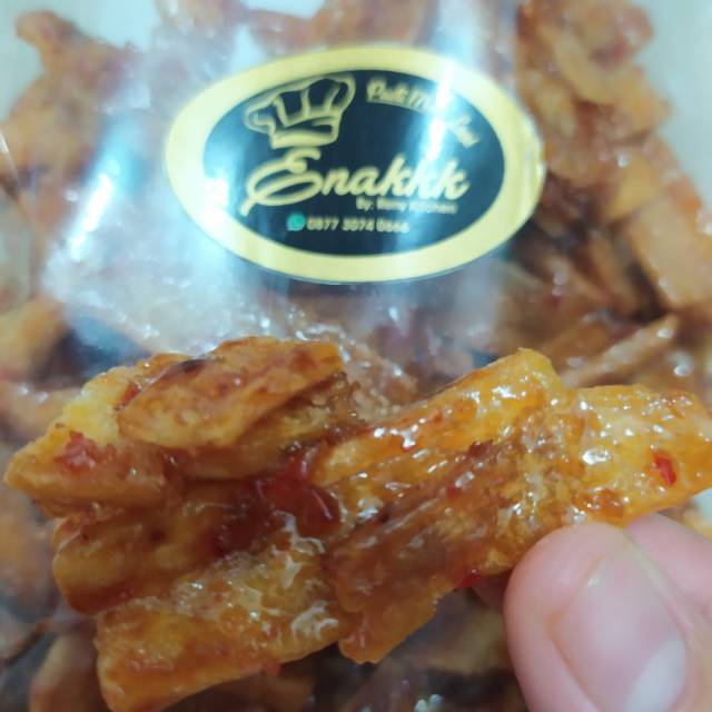 

Keripik pedas manis