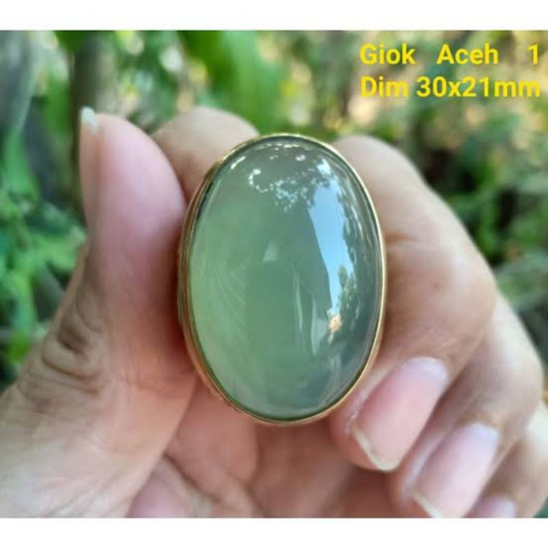 Batu giok aceh kristal